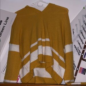 Sweater/ sweater tee